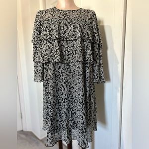 Who What Wear Black and White Floral Mini layer ruffle Dress size S